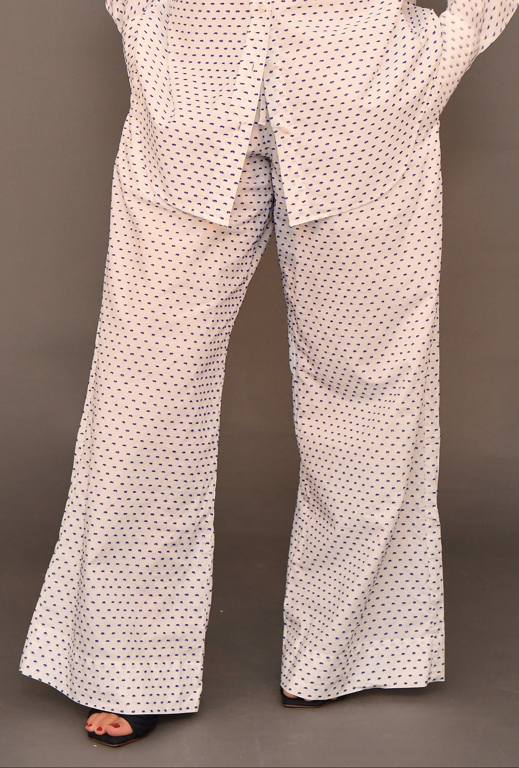 Set No.01 - White & blue polka dot Poplin
